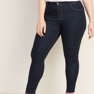 🔷 Old Navy Mid-Rise Rockstar Super Skinny Jeans